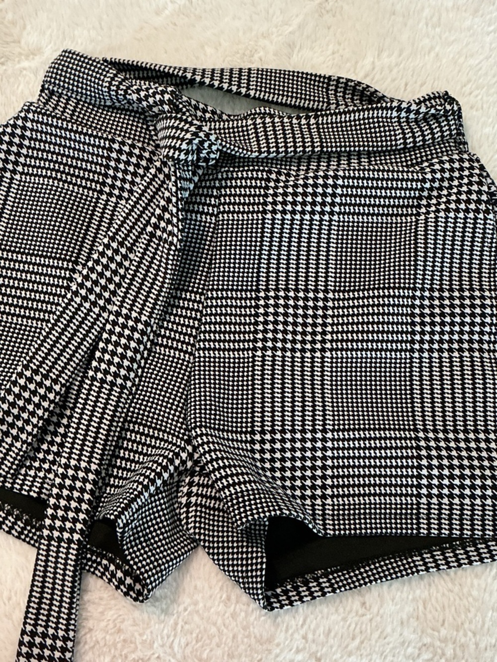 High-Waist Black & White Houndstooth Tie-Belt Shorts